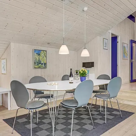 Cozy Home In Nexo With Sauna Prázdninový dům