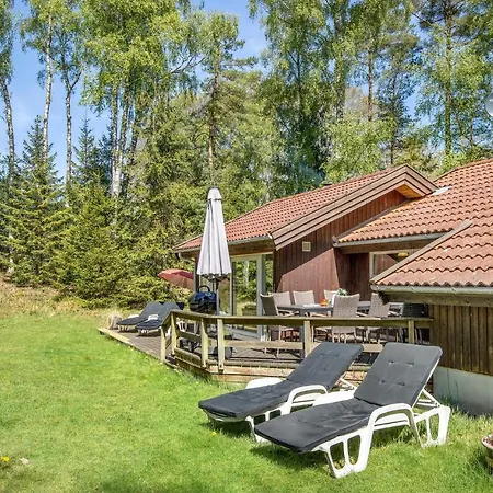 Dom wakacyjny Cozy In Nexo With Sauna Snogebæk