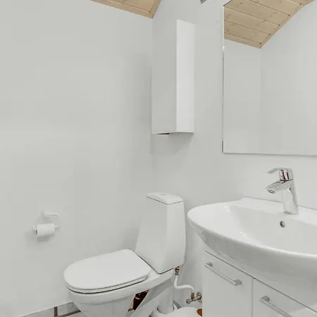Cozy Home In Nexo With Sauna Prázdninový dům *