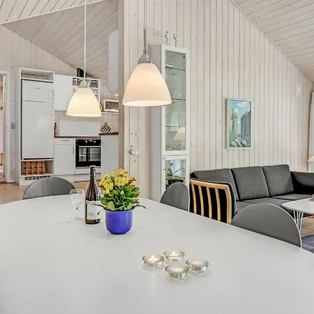 Cozy Home In Nexo With Sauna Prázdninový dům